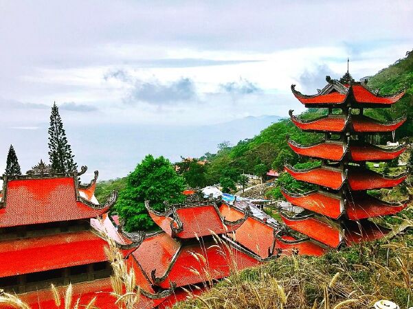 Top 10 ngôi chùa nổi tiếng ở Bình Thuận - ALONGWALKER