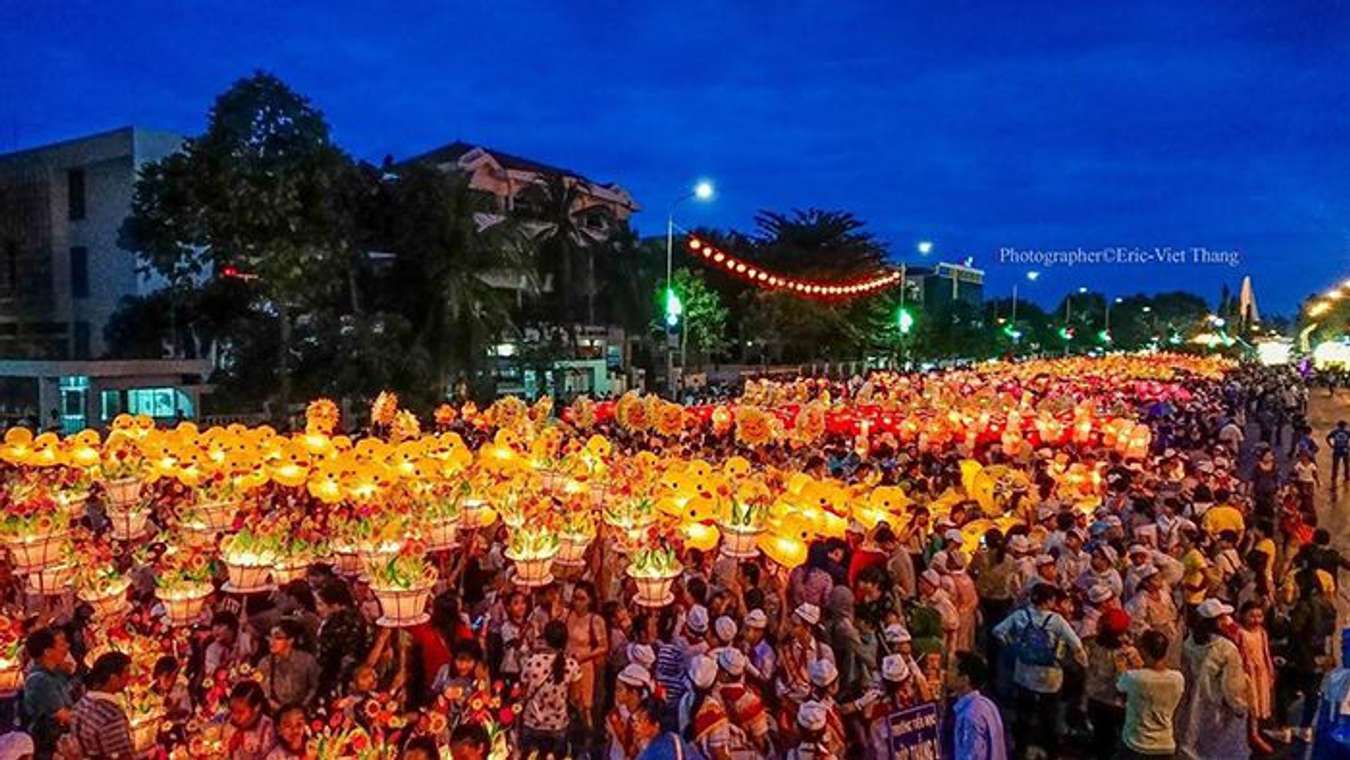 Lễ hội ở Bình Tuân