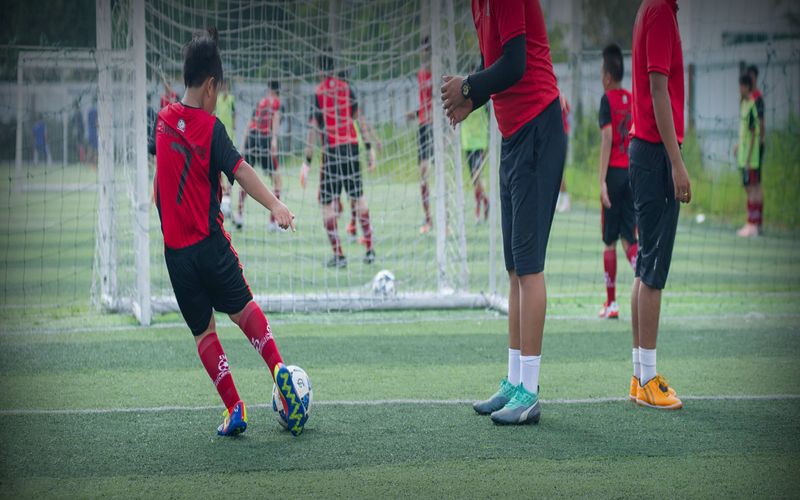 Những cú đá bóng tốt nhất: Bí quyết tỏa sáng trên sân cỏ 